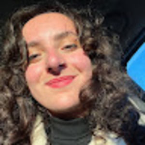 Meet your Posher, Chloe